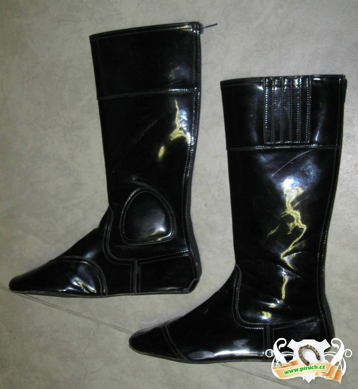 Jezdecké potřeby, potřeby pro koně a jezdectví Piruch.cz