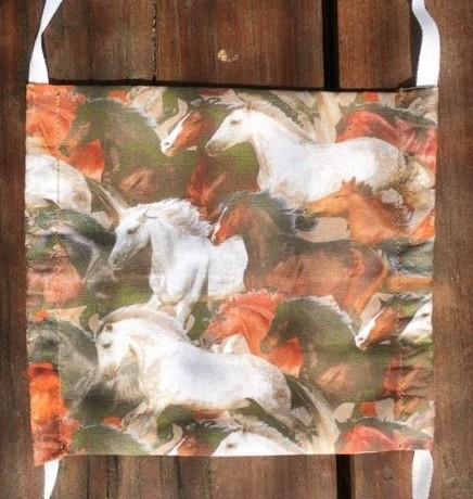 Jezdecké potřeby, potřeby pro koně a jezdectví Piruch.cz