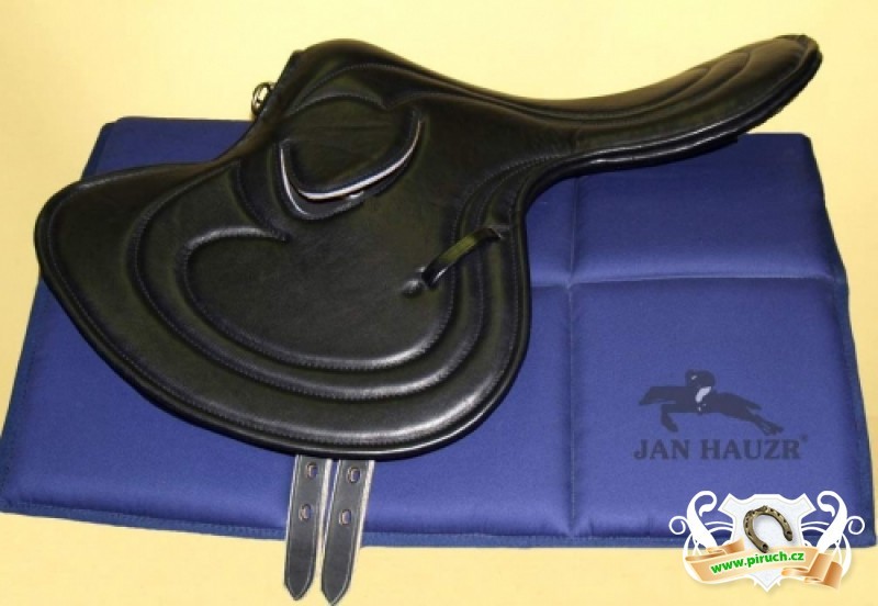 Jezdecké potřeby, potřeby pro koně a jezdectví Piruch.cz