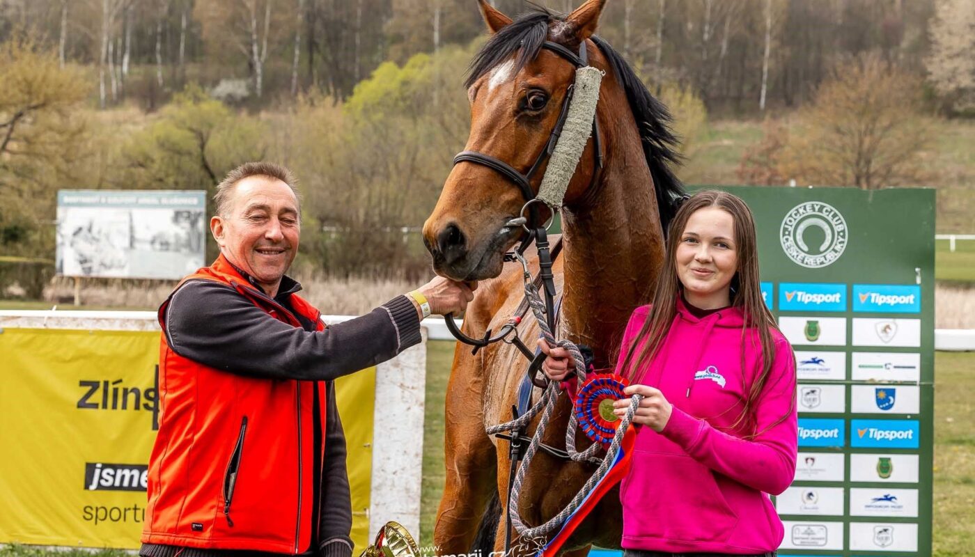 Jezdecké potřeby, potřeby pro koně a jezdectví Piruch.cz